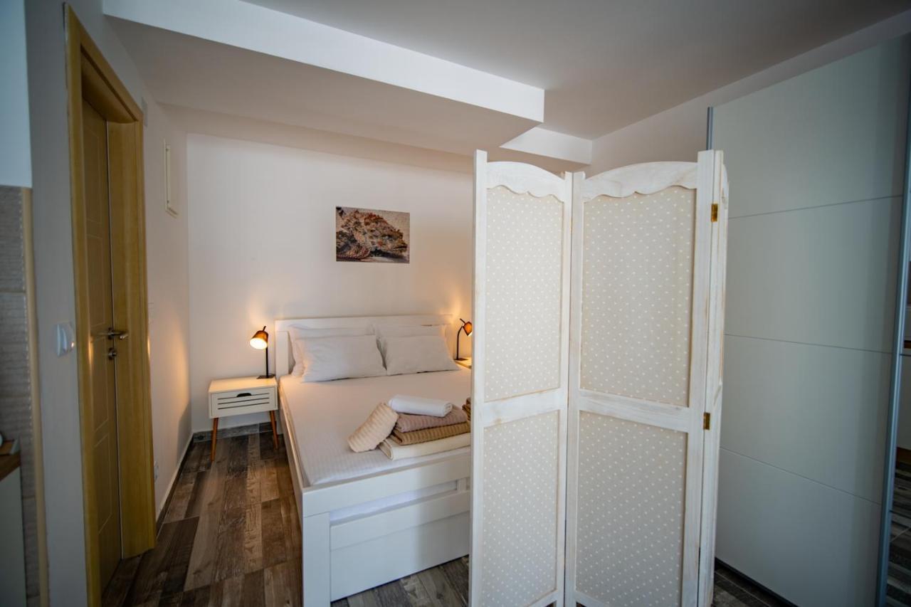 Apartments Edera Τίβατ Εξωτερικό φωτογραφία