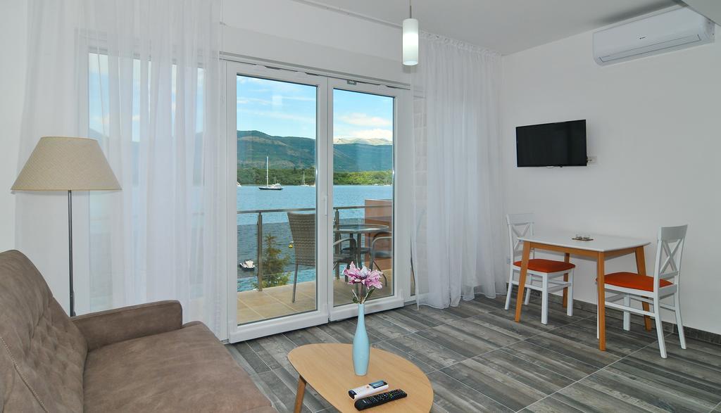 Apartments Edera Τίβατ Εξωτερικό φωτογραφία
