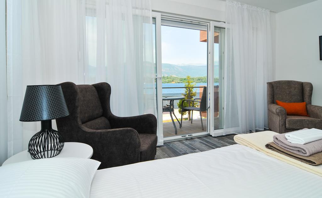 Apartments Edera Τίβατ Εξωτερικό φωτογραφία